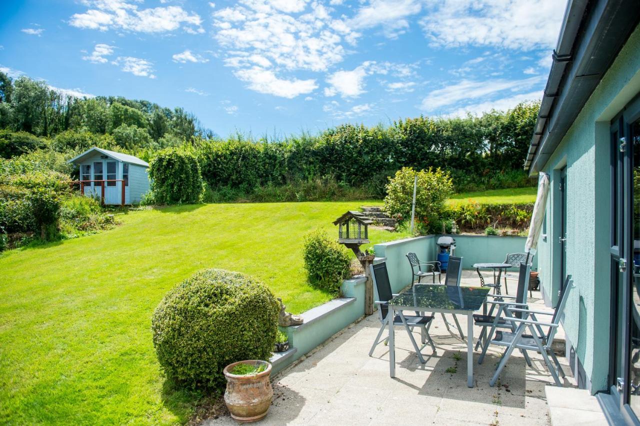 York Lodge- Spacious 3 Bed Bungalow With Wonderful Estuary Views Лохарн Экстерьер фото